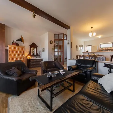Luxury Apartment Pharos